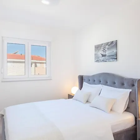 Fiori Boutique Apartment