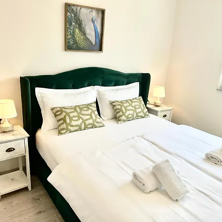 Fiori Boutique Apartment